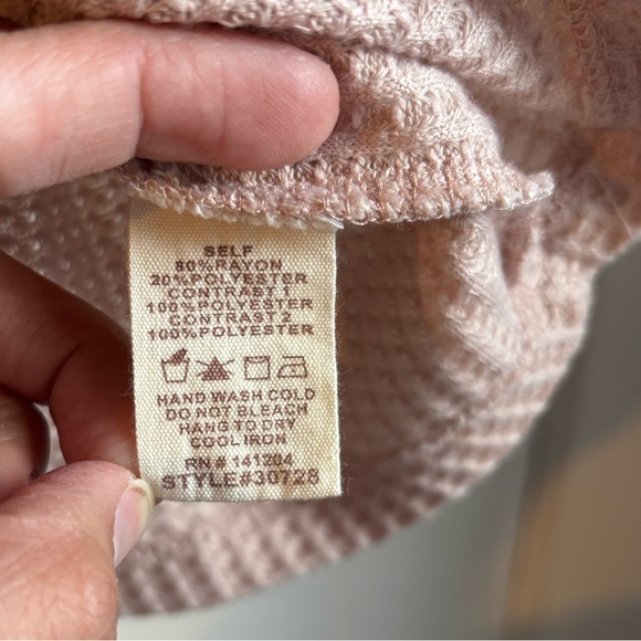 Hem & Thread Blue, Blush and White Short Sleeve Top - Picture 7 of 8